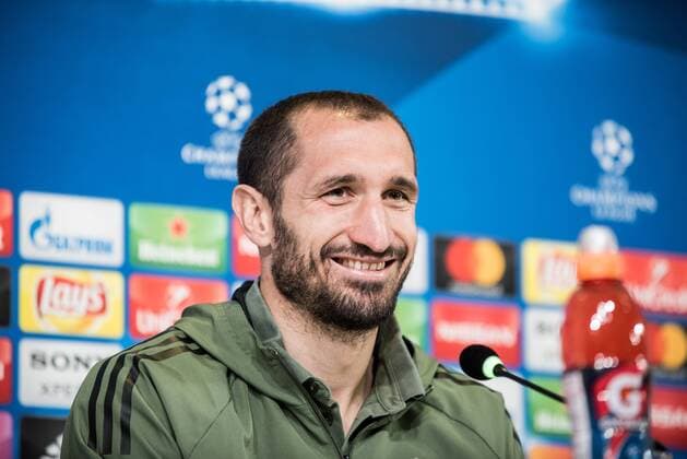 Italy: Juventus press conference PK Pressekonferenz Giorgio Chiellini during the Juventus FC press conference before the UFC mathc against Real Mardird. Allianz Stadium, Turin, Italy 2nd april 2018 Turin Piedmont Italy Italy Allianz Stadium  AlbertoxGandolfo PacificxPress