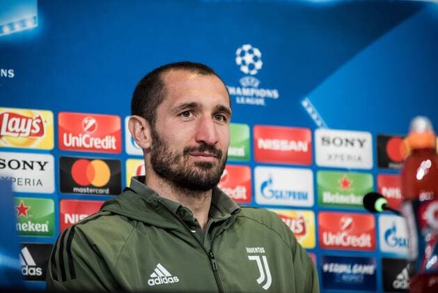 Italy: Juventus press conference PK Pressekonferenz Giorgio Chiellini during the Juventus FC press conference before the UFC mathc against Real Mardird. Allianz Stadium, Turin, Italy 2nd april 2018 Turin Piedmont Italy Italy Allianz Stadium  AlbertoxGandolfo PacificxPress
