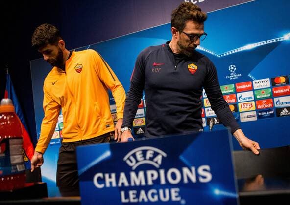 AS Roma s coach Eusebio di Francesco (R) and Argentinian defender Federico Fazio deliver a press conference PK Pressekonferenz at the Camp Nou stadium in Barcelona, Spain, 03 April 2018. AS Roma will face FC Barcelona Barca tomorrow for the UEFA Champions League quarter-final. AS Roma s press conference !ACHTUNG: NUR REDAKTIONELLE NUTZUNG!  Copyright: xEnricxFontcubertax SJD04 20180403-636583800712572912