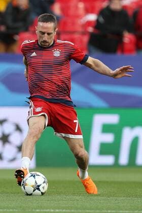 Franck Ribery 7 Bayern Munich Muenchen warm up with the ball FC Sevilla vs Bayern Munich Muenchen Football Quarter Finals Champions League 03 04 2018 Sevilla Sevilla Spain Copyright: xkolbert-press ChristianxKolbertx