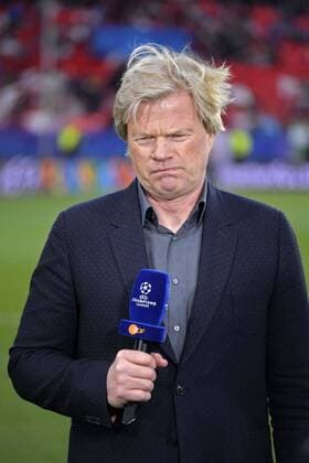 03 04 2018 Football UEFA Champions League 2017 2018 Quarter-finals FC Sevilla FC Bayern Munich at the Ramon Sanchez Pizjuan Sevilla Spain Oliver Kahn at the ZDF microphone
