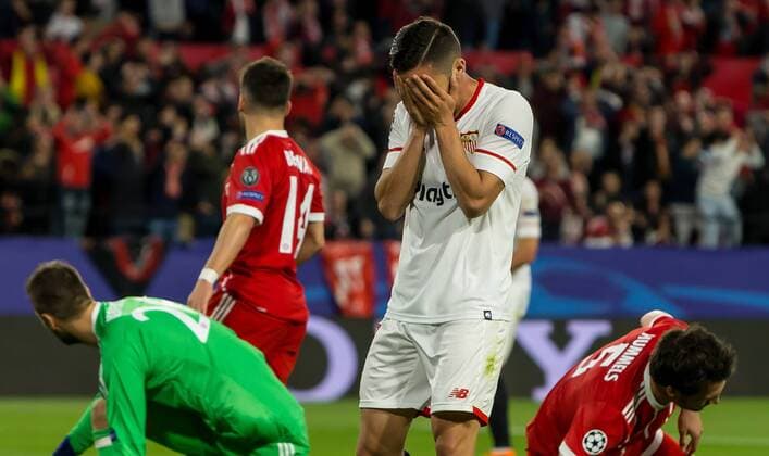 Spain Sevilla 03 04 2018 UEFA Champions League 2017 18 Season Quarter finals First leg Sevilla FC Bayern Munich Pablo Sarabia FCS gestures gestures DeFodi048