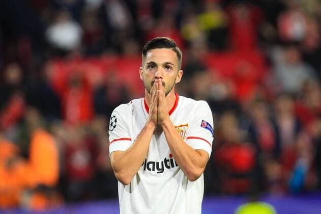 3rd April 2018, Ramon Sanchez Pizjuan, Seville, Spain; UEFA Champions League football, quarter final 1st leg, Sevilla versus Bayern Munich; Sarabia of Sevilla FC frustrated as he misses a goal scoring chance  ActionPlus12008148