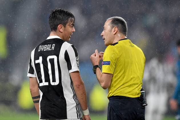 Paulo Dybala Juve e Cakir Cuneyt arbitro Torino 03-04-2018 Stadium Champions League 2017 2018 Round of 8 Juventus - Real Madrid Foto Andrea Staccioli Insidefoto andreaxstaccioli