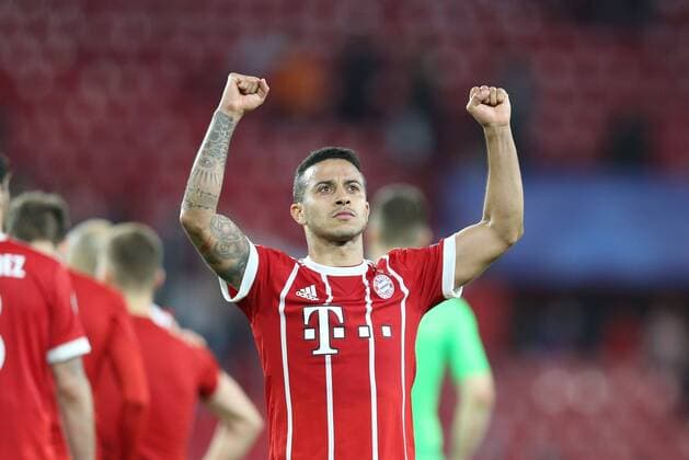 Final Cheers Thiago Alcantara 6 FC Bayern Muenchen FC Sevilla vs Bayern Munich Muenchen Quarter Finals Champions League 03 04 2018 Sevilla Sevilla Spain Copyright: xkolbert-press ChristianxKolbertx