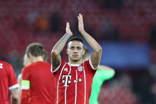 Final Cheers Thiago Alcantara 6 FC Bayern Muenchen FC Sevilla vs Bayern Munich Muenchen Quarter Finals Champions League 03 04 2018 Sevilla Sevilla Spain Copyright: xkolbert-press ChristianxKolbertx