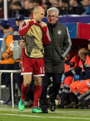 Spain Sevilla 03 04 2018 UEFA Champions League 2017 18 Season Quarter finals First leg Sevilla FC Bayern Munich Arjen Robben FCB and Head Coach Jupp Heynckes FCB discussion DeFodi048