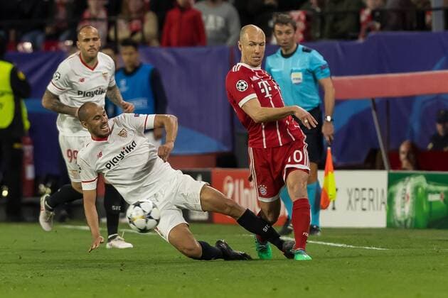Spain Sevilla 03 04 2018 UEFA Champions League 2017 18 Season Quarter finals First leg Sevilla FC Bayern Munich Guido Pizarro FCS and Arjen Robben FCB in action DeFodi048