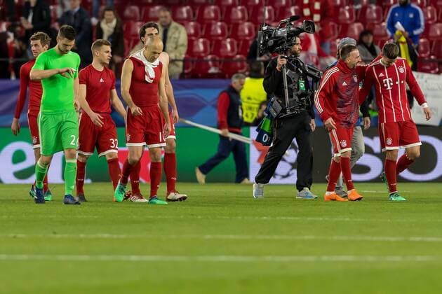 Spain Sevilla 03 04 2018 UEFA Champions League 2017 18 Season Quarter finals First leg Sevilla FC Bayern Muenchen Goalkeeper Sven Ulreich FCB Joshua Kimmich FCB Arjen Robben FCB Franck Ribery FCB James Rodriguez FCB DeFodi048