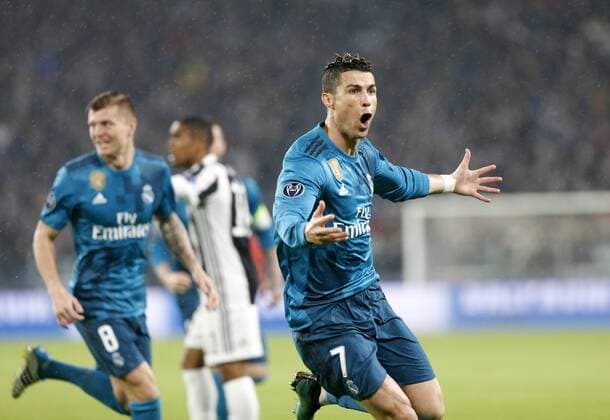 Partido de ida de cuartos de final de la Liga de Campeones entre la Juventus y el Real Madrid. En la imagen, celebracion de Cristiano tras marcar. Champions League quarterfinals first leg match between Juventus and Real Madrid. In this picture, Cristiano celebrates after scoring. 