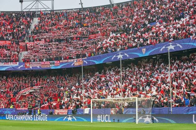 Fan Fans Football Fans supporters spectators Spectator Jacket Cowl Vest Fan Belt Scarfs Fanbals Mask Disguise Flag Flag Club Colors Club Flag Fan Flag Club Flag Fan Flag Pan Flange Sea Choreography Transparent Show Presentation Message Communication Fan Choreography Fankurve FC SEVILLA FC BAVARIA MUENCHEN 1 2 Quarterfinal First Leg Soccer UEFA Champions League Sevilla Spain 03 04 2018 CL Season 2017 2018 FCB