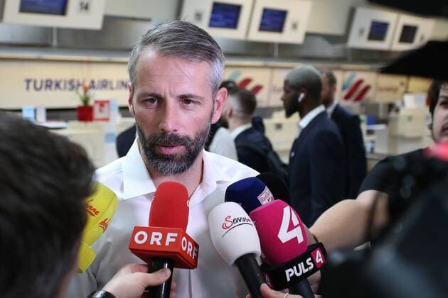 SOCCER - EL, Lazio vs RBS SALZBURG,AUSTRIA,04.APR.18 - SOCCER - UEFA Europa League, quarterfinal, SS Lazio vs Red Bull Salzburg, departure from Salzburg airport. Image shows head coach Marco Rose (RBS). GEPAxpictures xMathiasxMandl