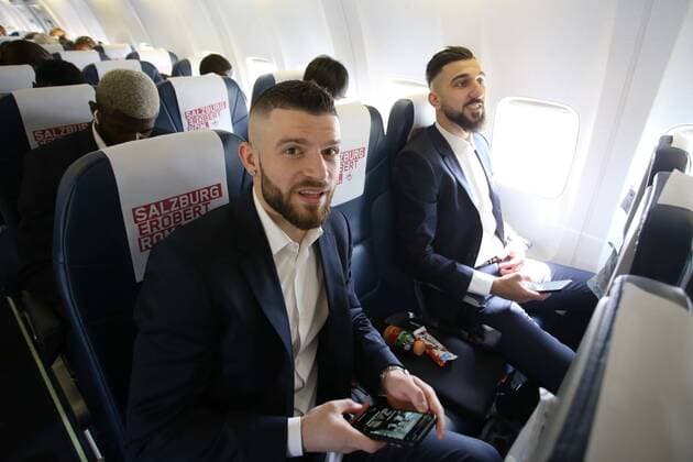 SOCCER - EL, Lazio vs RBS ROME,ITALY,04.APR.18 - SOCCER - UEFA Europa League, quarterfinal, SS Lazio vs Red Bull Salzburg, arrival at Rome airport. Image shows Valon Berisha and Munas Dabbur (RBS). GEPAxpictures xMathiasxMandl