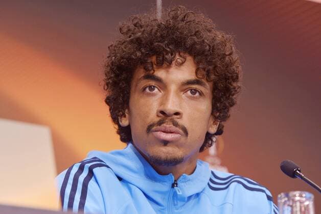 Football Europa League 2017 18 Press Conference before RB Leipzig Olympique Marseille 04 04 2018 Game on 05 04 2018 Olympique Marseille Player Luiz Gustavo Leipzig Saxony Germany