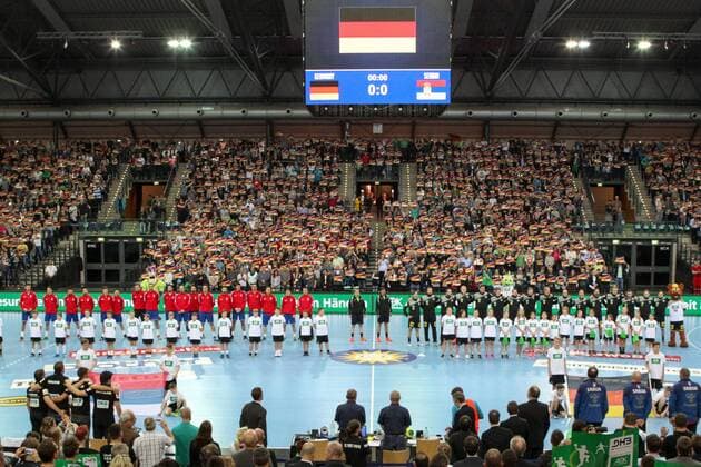 Germany Serbia Handball Leipzig 04 04 2018 Arena Leipzig Handball Internationals Men Germany Serbia In picture both teams before the match