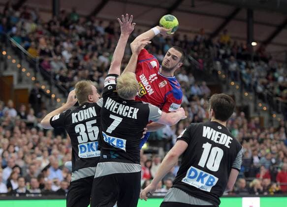 Julius Khn Kuehn GER 35 Patrick Wiencek GER 7 Fabian Wiede GER 10 in defense against Stevan Sretenovic SRB 41 in the match Germany GER vs Serbia SRB Handball Laenderspiel EHF Testspiel 04 04 2018 Leipzig Copyright: xEIBNER ChristianxModlax EP_CMA
