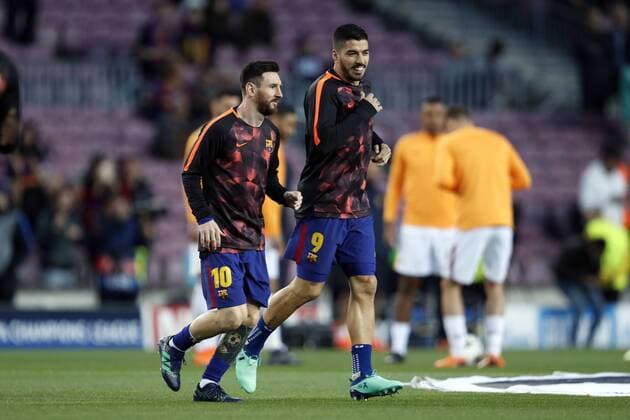 (l-r) Lionel Messi of FC Barcelona Barca Luis Suarez of FC Barcelona during the UEFA Champions League quarter final match between FC Barcelona and AS Roma at the Camp Nou stadium on April 04, 2018 in Barcelona, Spain. UEFA Champions League 2017 2018 xVIxVIxImagesx xMauricexvanxSteenxIVx 10541888