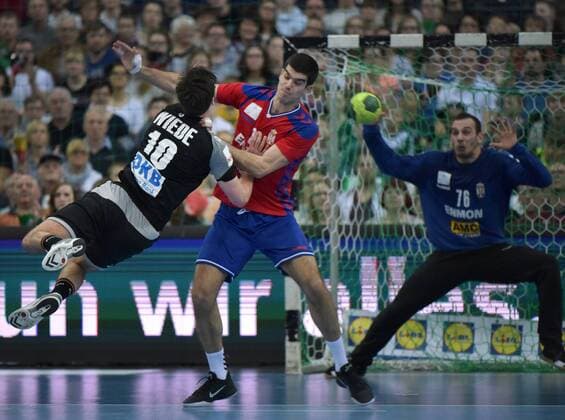 Fabian Wiede GER 10 against Drasko Nenadic SRB 31 at game Germany GER vs Serbia SRB Handball Laenderspiel EHF Testspiel 04 04 2018 Leipzig Copyright: xEIBNER ChristianxModlax EP_CMA