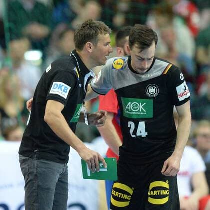 Handball Men International in Leipzig Season 2017 18 Germany Serbia Head Coach Christian Prokop Germany Patrick Groetzki No 24 Germany 04 04 18 Copyright: xMichaelxHundtx xMatthiasxKochx
