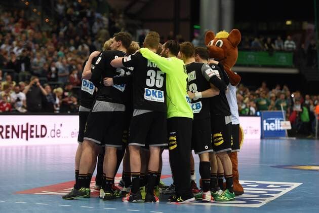 Handball men international in Leipzig season 2017 18 Germany Serbia cheering after the final whistle at the German national team 04 04 18 Copyright: xMichaelxHundtx xMatthiasxKochx