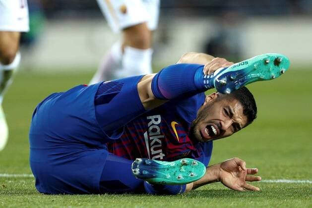 Barcelona s Luis Suarez during the UEFA Champions League quarter-final first leg match between FC Barcelona Barca and AS Roma at the Camp Nou stadium in Barcelona, Spain, 04 April 2018. FC Barcelona vs. AS Roma !ACHTUNG: NUR REDAKTIONELLE NUTZUNG!  Copyright: xEnricxFontcubertax BCN12 20180404-636584757503914649