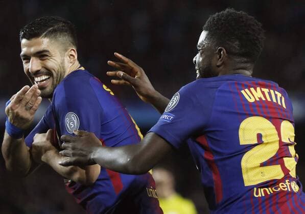FC Barcelona Barca s Samuel Umtiti (R) and Luis Suarez jubilate the second goal of the team, an own goal by Kostas Manolas, during the UEFA Champions League quarter-final first leg match between FC Barcelona and AS Roma at the Camp Nou stadium in Barcelona, Spain, 04 April 2018. FC Barcelona vs. AS Roma !ACHTUNG: NUR REDAKTIONELLE NUTZUNG!  Copyright: xAlejandroxGarciax BCN24 20180404-636584801012659914