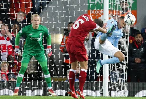 Bilder des Tages - SPORT 4th April 2018, Anfield, Liverpool, England; UEFA Champions League football, quarter final 1st leg, Liverpool versus Manchester City; Gabriel Jesus of Manchester City connects with a header at the near post but his effort is off target  ActionPlus12008557