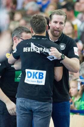 Oliver ROGGISCH hi co trainer GER hugging manager Christian PROKOP GER after the final whistle cheering cheering cheering joy cheers celebrate final cheering half figure half figure portrait handball Laenderpiel der Manner Friendlies Germany GER Serbia SRB 26 19 in Leipzig Germany on 04 04 2018 Â