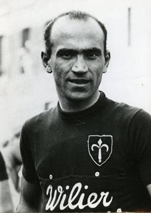 1952 - Undated picture of Willer Triestina Team Italian cyclist Fiorenzo Magni on the 1952 Tour of France. Magni is also known for his three consecutive wins on the Tour Of Flanders (Ronde) in 1949, 1950 and 1951. ARCHIVES BELGAxARCHIVES  x25514668x