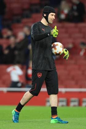 5th April 2018, Emirates Stadium, London, England; UEFA Europa League football, quarter final, 1st leg, Petr Cech of Arsenal gives the thumbs up to fans  ActionPlus12008893