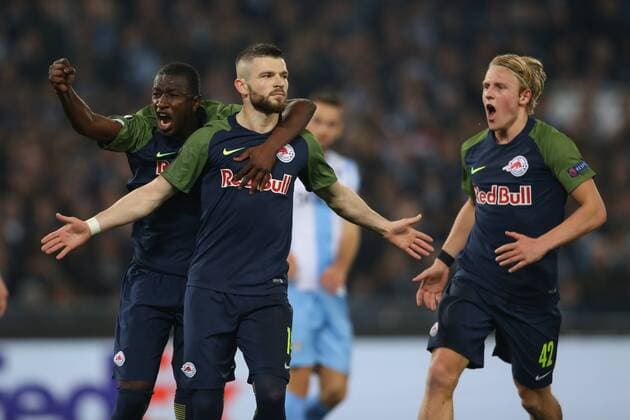 SOCCER - EL, Lazio vs RBS ROME,ITALY,05.APR.18 - SOCCER - UEFA Europa League, quarterfinal, SS Lazio vs Red Bull Salzburg. Image shows the rejoicing of Amadou Haidara, Valon Berisha and Xaver Schlager (RBS). GEPAxpictures xMathiasxMandl