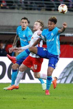 GER Europa League Quarterfinal RasenBallsport Leipzig vs Besiktas Istanbul 05 04 18 Leipzig Red Bull Arena GER season 2017 2018 UEFA Europa League quarterfinal RasenBallsport Leipzig vs Olympique Marseille in the picture Emil Forsberg Leipzig against Boubacar Kamara Marseille