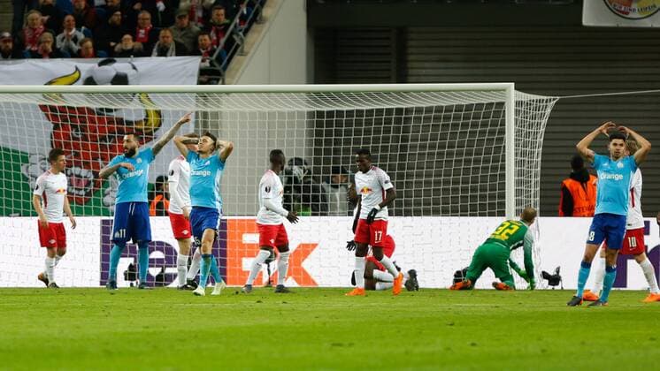 05 04 2018 xtgx Football UEFA Europa League RB Leipzig Olympique Marseille emspor v l Konstantinos Mitroglu Olympique Marseille 11 Lucas Ocampos Olympique Marseille 5 Morgan Sanson Olympique Marseille 8 disappointed looks disappointed dejectedly disappointed Leipzig
