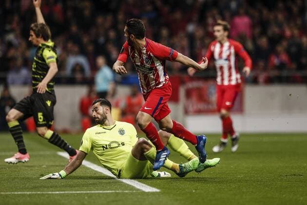 5th April 2018, Wanda Metropolitano, Madrid, Spain; UEFA Europa League football, quarter final, 1st leg, Atletico Madrid versus Sporting Lisbon; Jorge Resurreccion KOKE (Atletico de Madrid) shoots and scores to make it 1-0  ActionPlus12008980