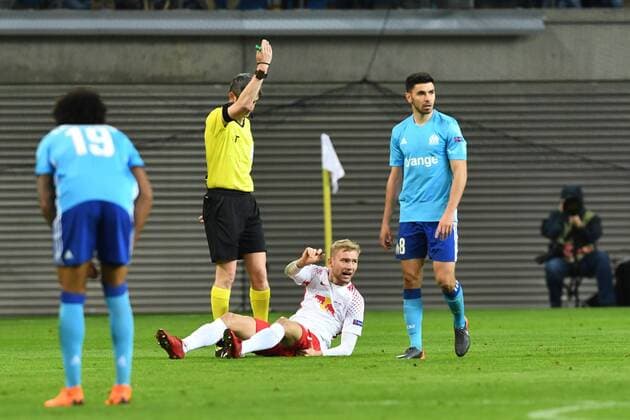 Football mens season 2017 2018 Europa League quarter-finals first leg RB Leipzig Olympique Marseille Konrad Laimer No. 27 RB Leipzig injured on the lawn 05 04 2018 Copyright: xMatthiasxKochx