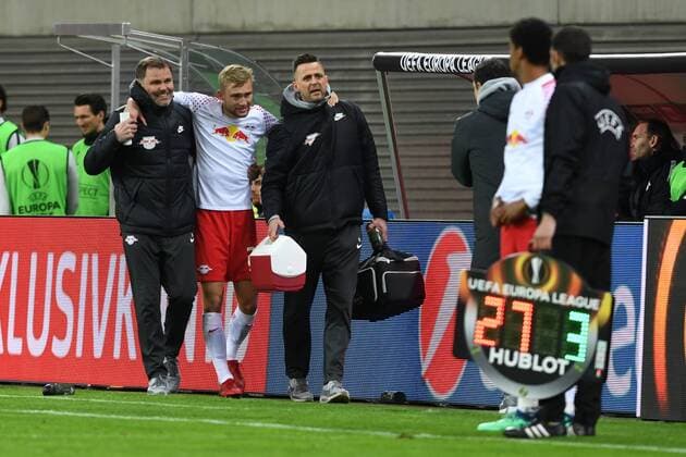 Soccer Mens Season 2017 2018 Europa League Quarter-finals First leg RB Leipzig Olympique Marseille Konrad Laimer No. 27 RB Leipzig injured to the bench Bernardo Nr 3 RB Leipzig ready to substitute 05 04 2018 Copyright: xMatthiasxKochx