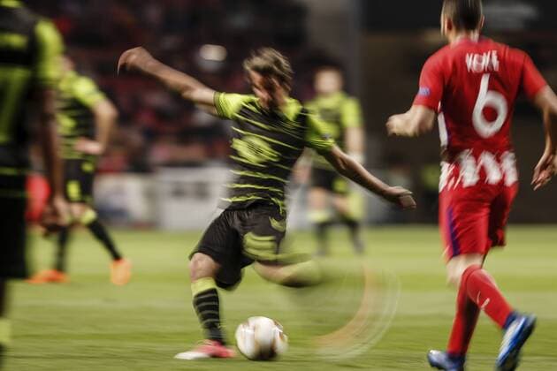 5th April 2018, Wanda Metropolitano, Madrid, Spain; UEFA Europa League football, quarter final, 1st leg, Atletico Madrid versus Sporting Lisbon; Fabio Coentrao (Sporting de Portugal) takes a shot on goal - camera blur  ActionPlus12009093