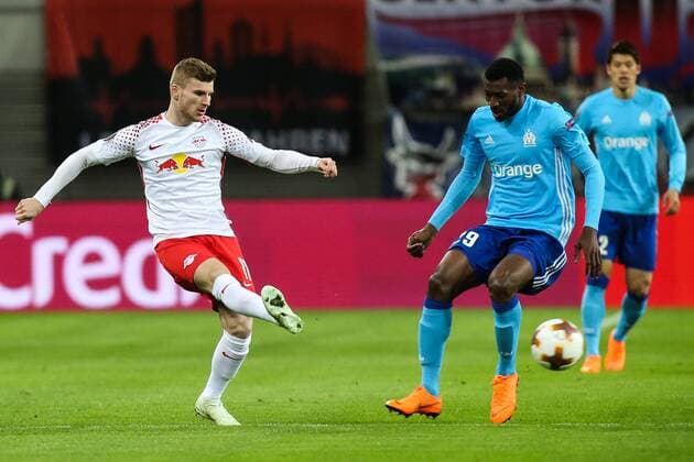Timo Werner RB Leipzig vs. Andre Zambo Anguissa Olympique de Marseille Quarter-finals Europa League season 2017 2018 RasenBallsport Leipzig vs Olympique de Marseille in the RB Arena in Leipzig Action Germany Football Man Men 05 04 2018