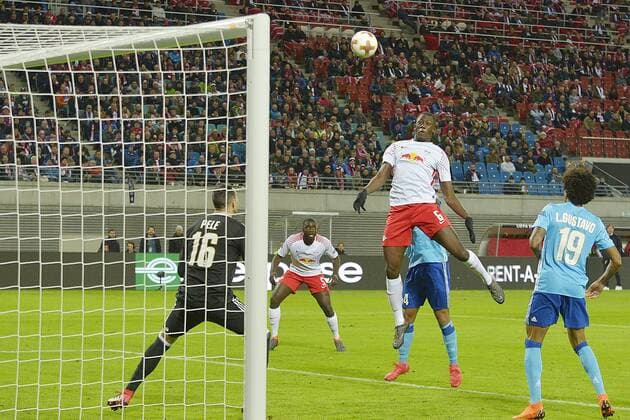 Football Europa League 2017 18 quarter-finals RB Leipzig Olympique Marseille 05 04 2018 Ibrahima Konate RBL heads a ball over the goal Leipzig Saxony Germany