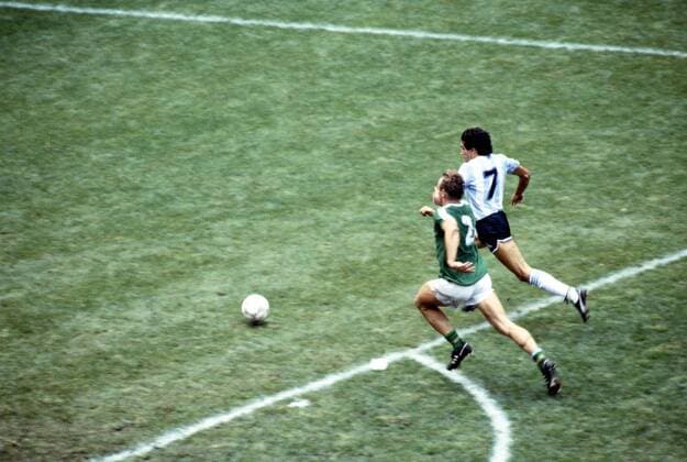 FIFA World Cup WM Weltmeisterschaft Fussball - Mexico 1986 29.6.1986, Estadio Azteca, Mexico, D.F. Final Argentina v West Germany. Jorge Burruchaga runs away to score the winner for Argentina, Hans-Peter Briegel of West Germany is late. 3-2 in the 84th minute. Noxthirdxpartyxsales  (75100419)