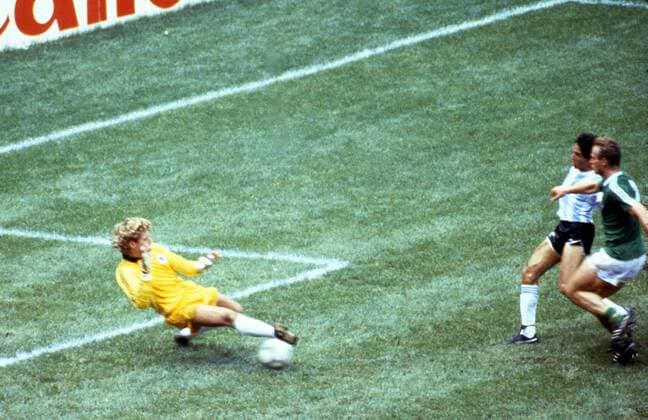 FIFA World Cup WM Weltmeisterschaft Fussball - Mexico 1986 29.6.1986, Estadio Azteca, Mexico, D.F. Final Argentina v West Germany. Jorge Burruchaga scores the winner, 3-2 in the 84th minute, putting the ball between the legs of keeper Harald Schumacher, with Hans-Peter Briegel arriving late. Noxthirdxpartyxsales  (75100421)