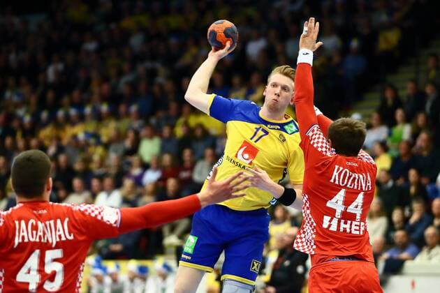 180407 Swedens Simon Jeppsson during the international handball match between Sweden and Croatia on April 7, 2018 in Norrköping  Copyright: JosefinexLoftenius BB180407LO007