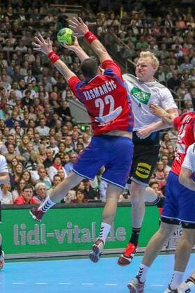 Germanys Patrick Wiencek vs. Serbias Mladen Krsmancic Germany vs. Serbia Handball Laenderspiel 07 04 2018 Dortmund North Rhine Westphalia Germany Westfalenhalle Copyright: xAgentur54Gradx SebastianxSendlakx