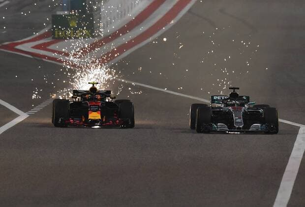 Max Verstappen Red Bull Racing Lewis Hamilton Mercedes Grand Prix formula 1 Bahrain Bahrain in Manama Shakir 08 04 2018 Photo mspb Jerry Andre Max Verstappen Lewis Hamilton Formula 1 GP Bahrain 2018