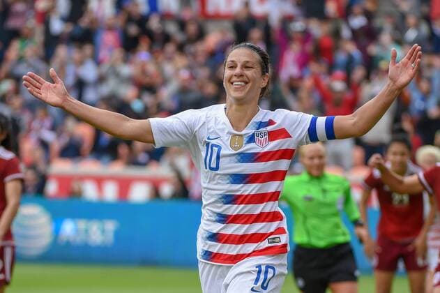 HOUSTON, TX - APRIL 08: U.S. Women s Soccer midfielder Carli Lloyd (10) celebrates her 100th international goal during the soccer match between the USA and Mexico Women s National Teams on April 8, 2018 at BBVA Stadium in Houston, Texas. (Photo by Ken Murray Icon Sportswire) SOCCER: APR 08 Women s - USA v Mexico Icon180408003 EDITORIAL USE ONLY
