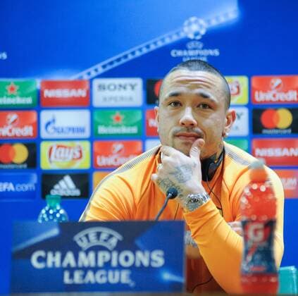 9th April 2018, Stadio Olimpico, Rome, Italy; UEFA Champions League football, AS Roma versus FC Barcelona Barca pre-match press conference PK Pressekonferenz Radja Nainggolan  ActionPlus12011248