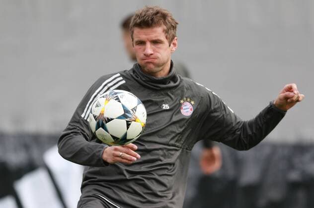 Thomas Müller on the ball Soccer FC Bayern Munich Final training before the CL game against Sevilla FC 10 04 2018