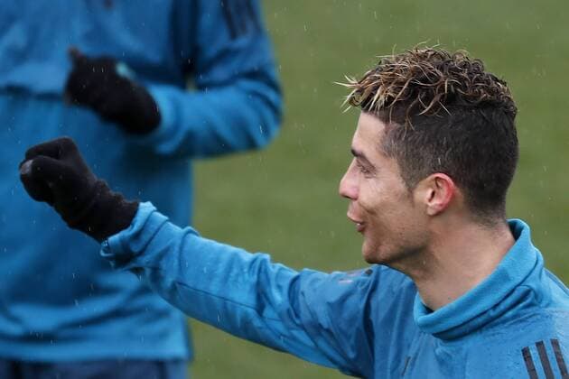 Real Madrid s Portuguese forward Cristiano Ronaldo takes part in a training session at Valdebebas sports facilities in Madrid, Spain, 10 April 2018. Real Madrid will face Juventus in their UEFA Champions League quarter final second leg match on 11 April. Real Madrid training session !ACHTUNG: NUR REDAKTIONELLE NUTZUNG!  Copyright: xJAVIERxLIZÓNx GRAF071 20180410-636589601927093562
