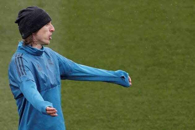 Real Madrid s Croatian midfielder Luka Modric takes part in a training session at Valdebebas sports facilities in Madrid, Spain, 10 April 2018. Real Madrid will face Juventus in their UEFA Champions League quarter final second leg match on 11 April. Real Madrid training session !ACHTUNG: NUR REDAKTIONELLE NUTZUNG!  Copyright: xJAVIERxLIZÓNx GRAF057 20180410-636589603262266896