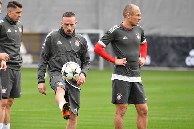 Arjen ROBBEN Bayern Muenchen with Franck RIBERY Bayern Muenchen Action Final training FC Bayern Muenchen before the Champions League Quarterfinal Rally against FC Sevilla Training ground at Saebener Strasse Football on 10 04 2018